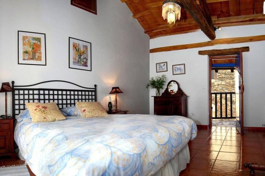 Casa Camarga Villa Santiago Millas Exterior photo